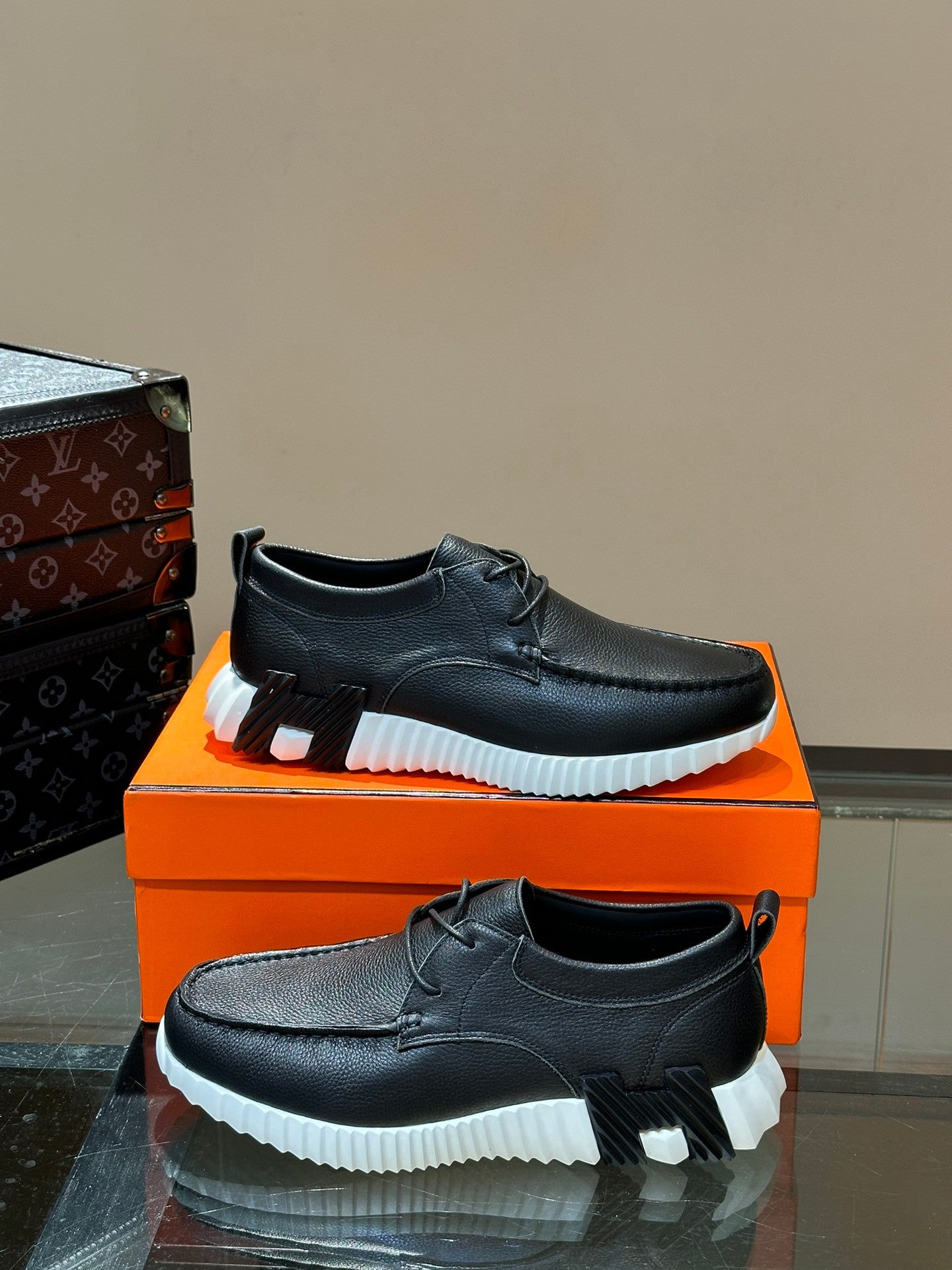 Shoes Hermes In Black