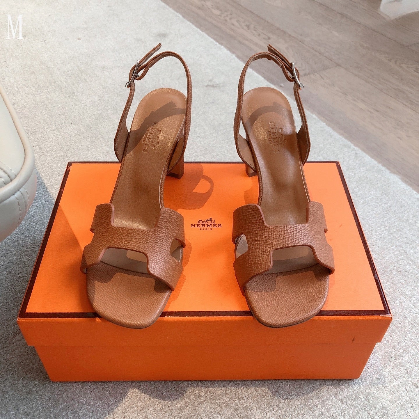Hermes sandals heels