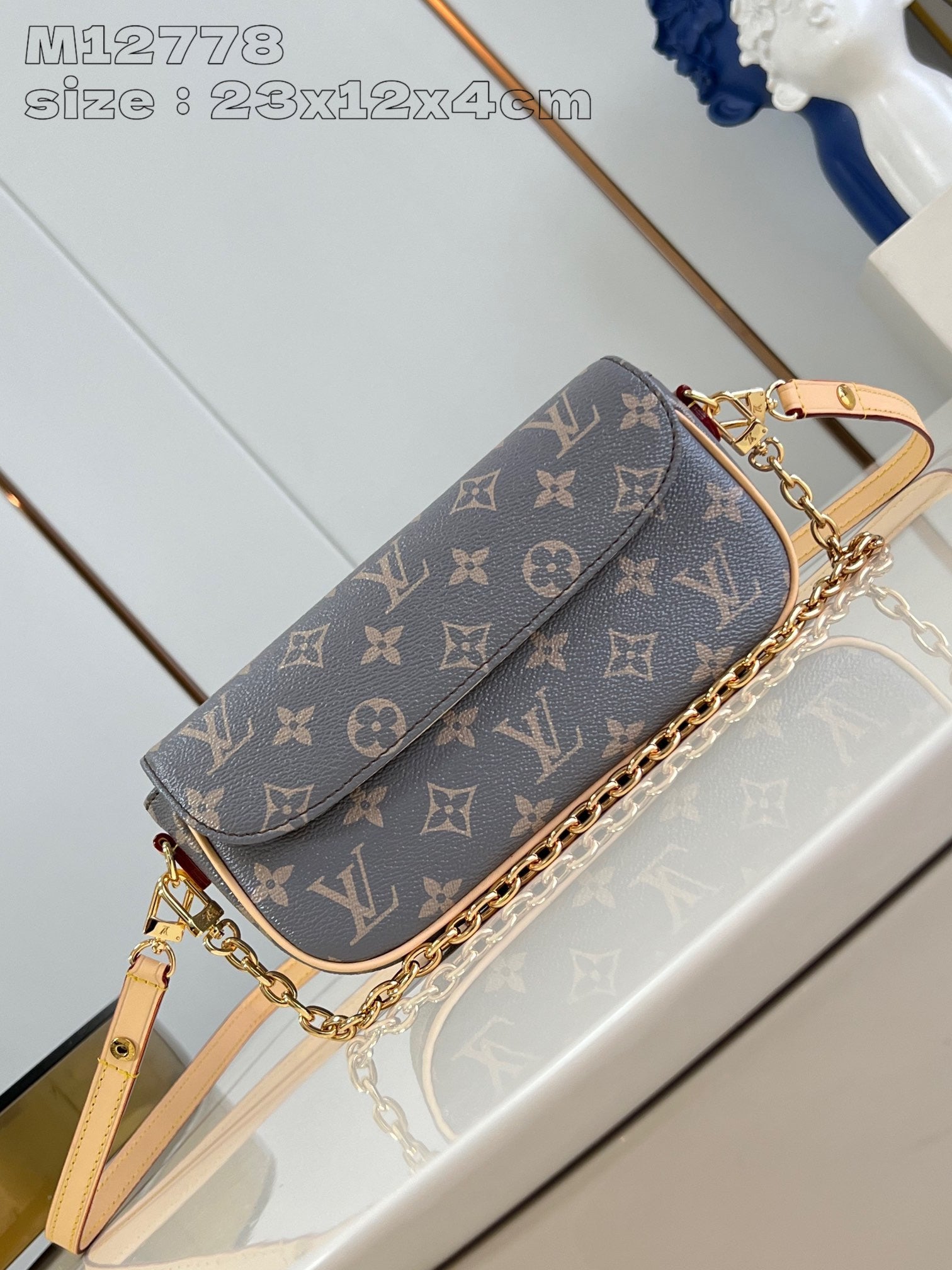 Louis Vuitton clutch
