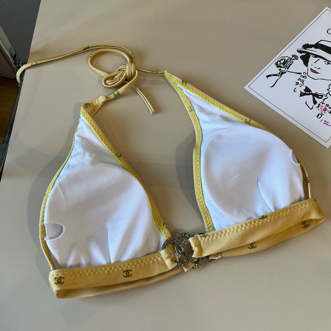 Costum de baie Chanel din două piese