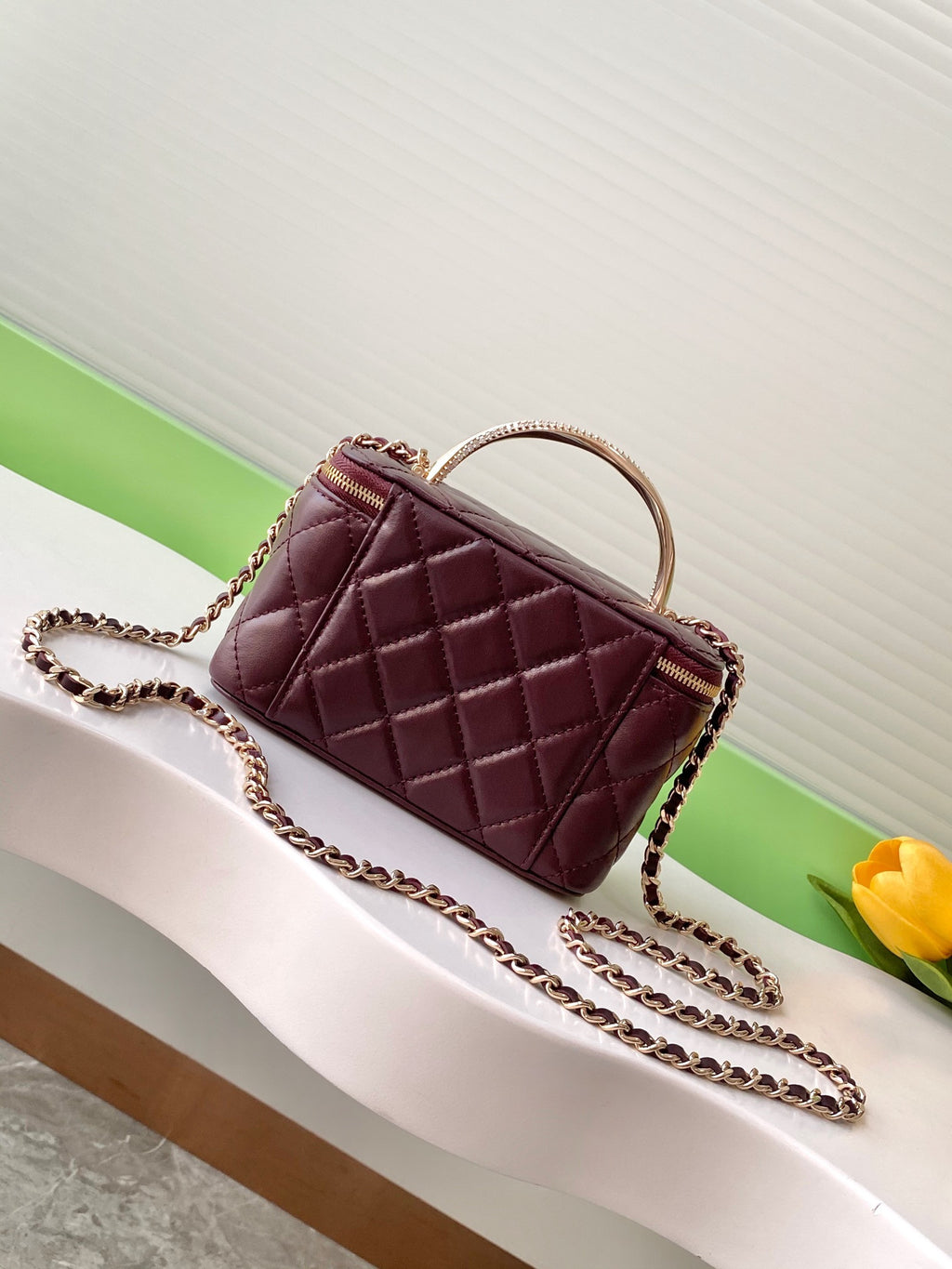 Chanel Vanity Bag Bordo