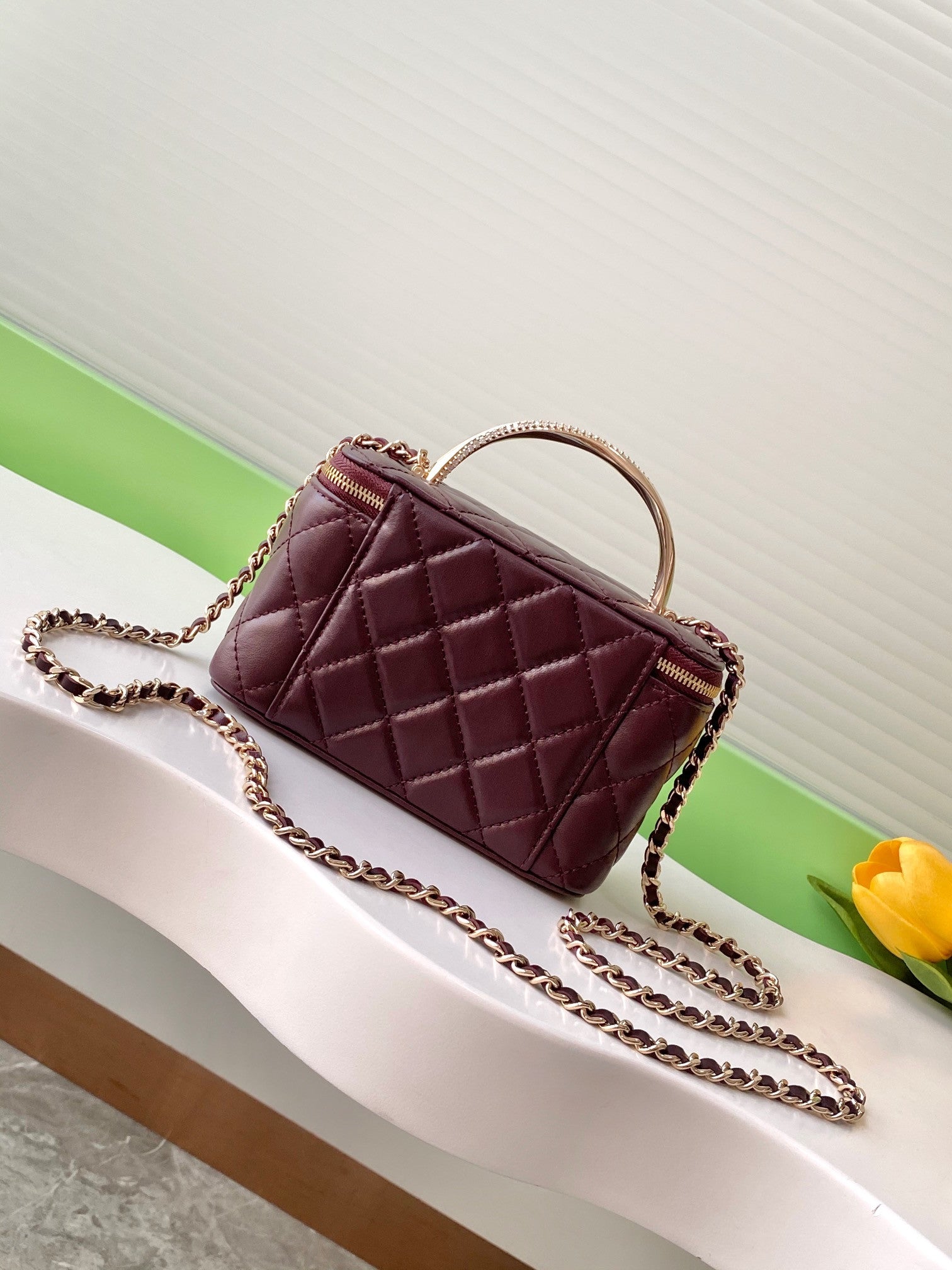 Chanel Vanity Bag Bordo