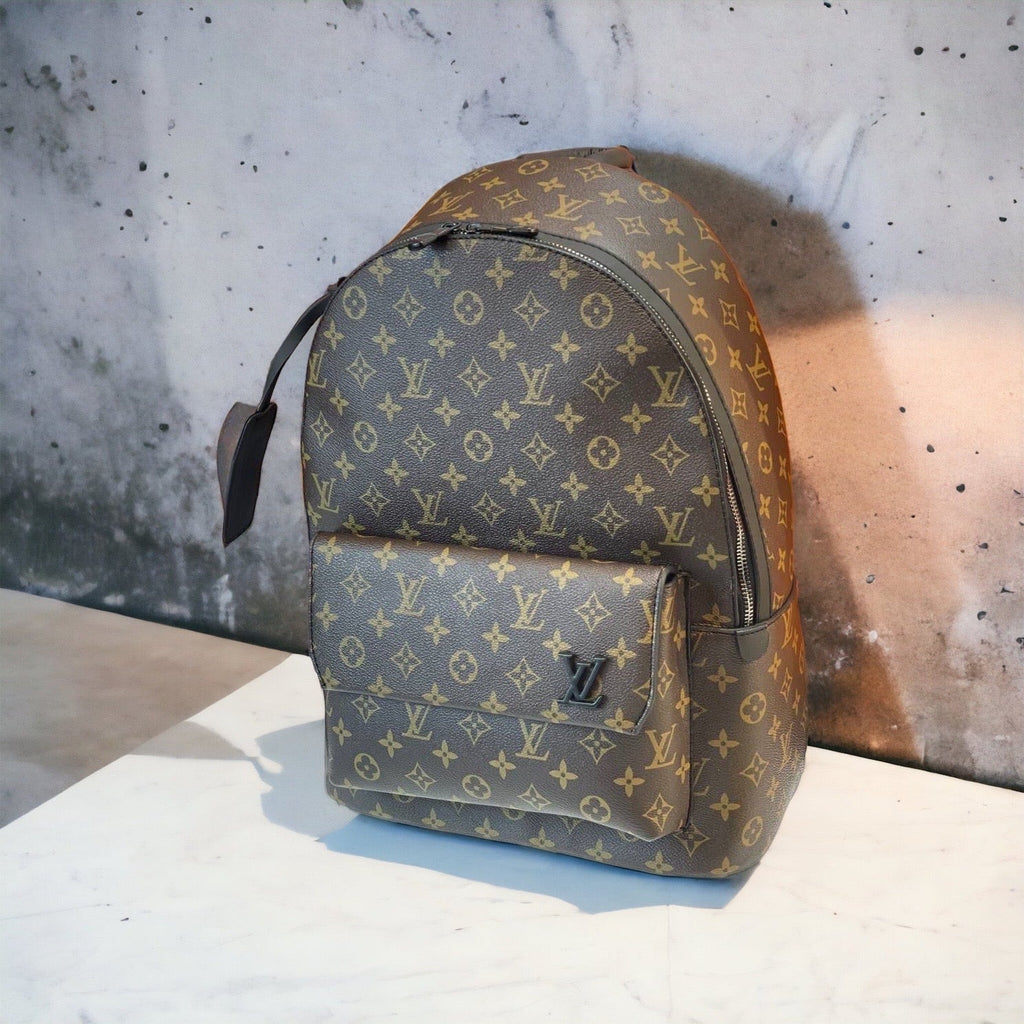 Rucsac LV fals