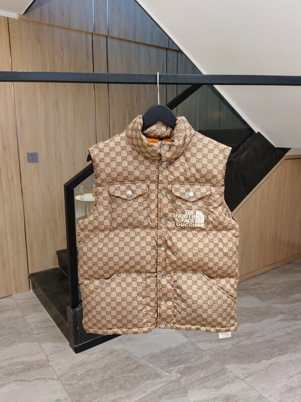 Geantă pufoasă din pânză Gucci GG