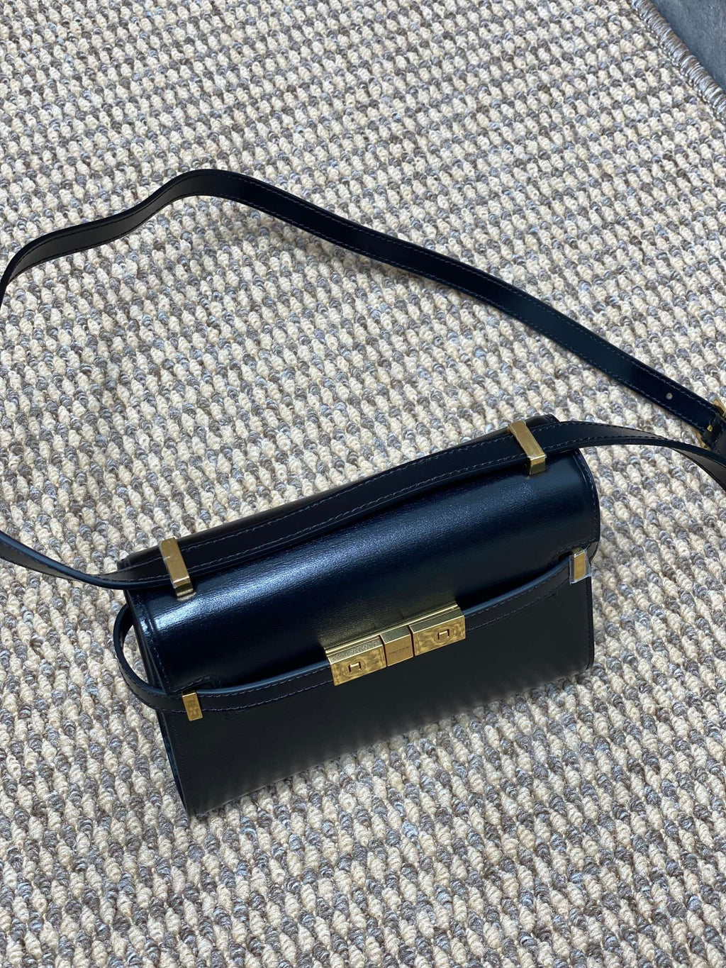 YSL Manhattan small