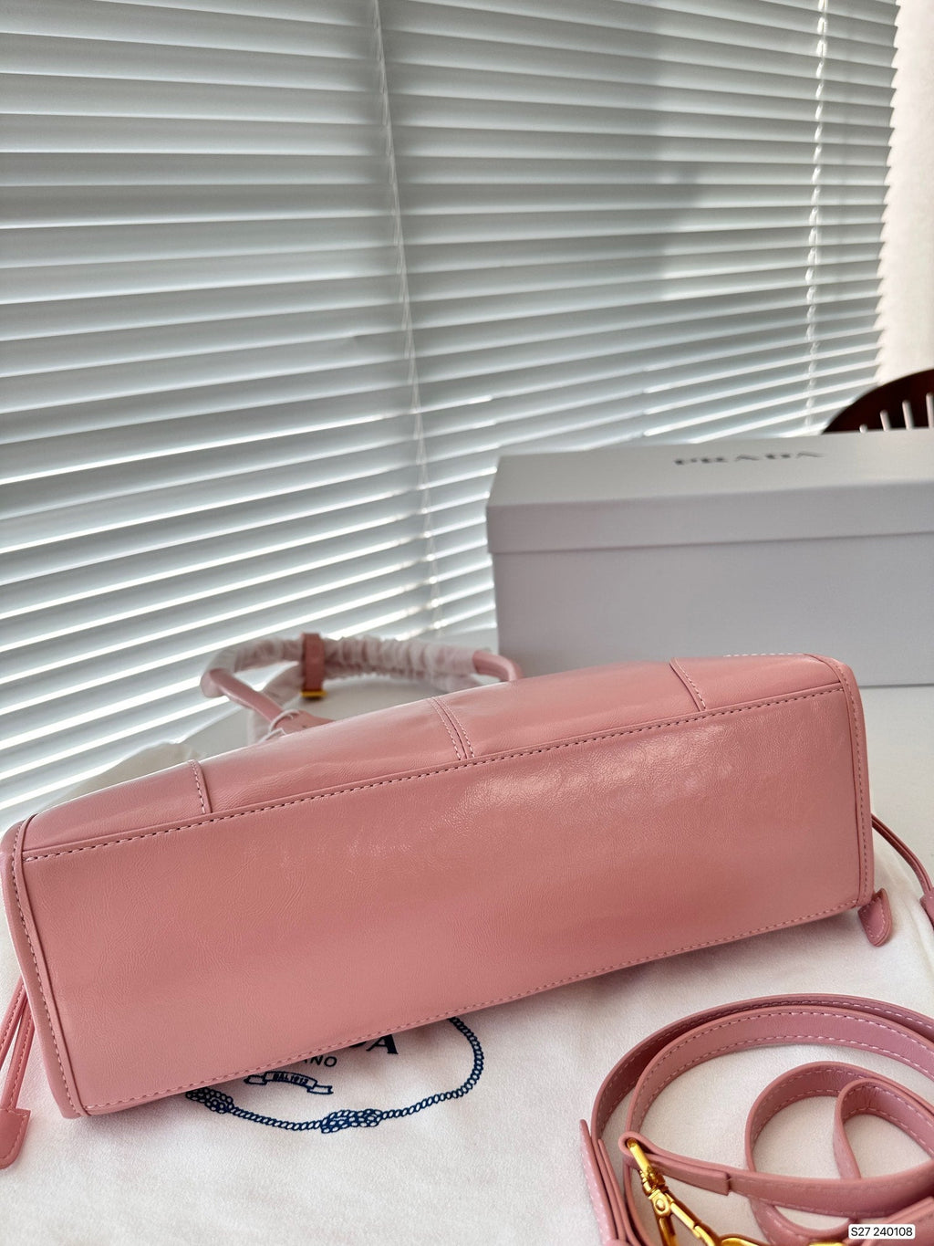 Prada Leather Handbag In Pink